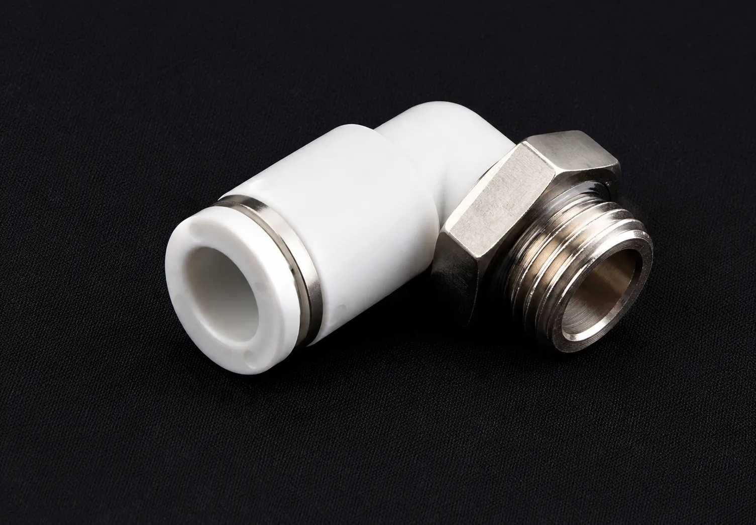 ELBOW FITTING