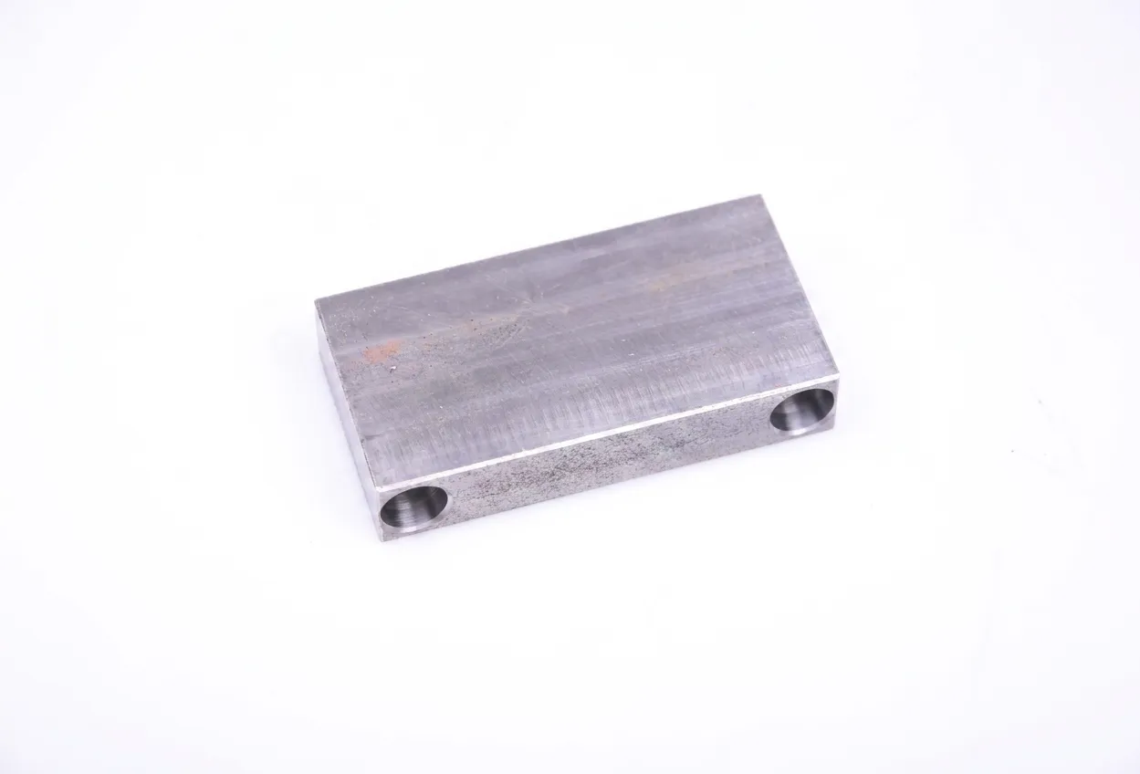 PLATE, RECTANGLE 77 X 40 X 16